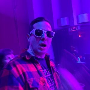 Meet your Posher, Jon